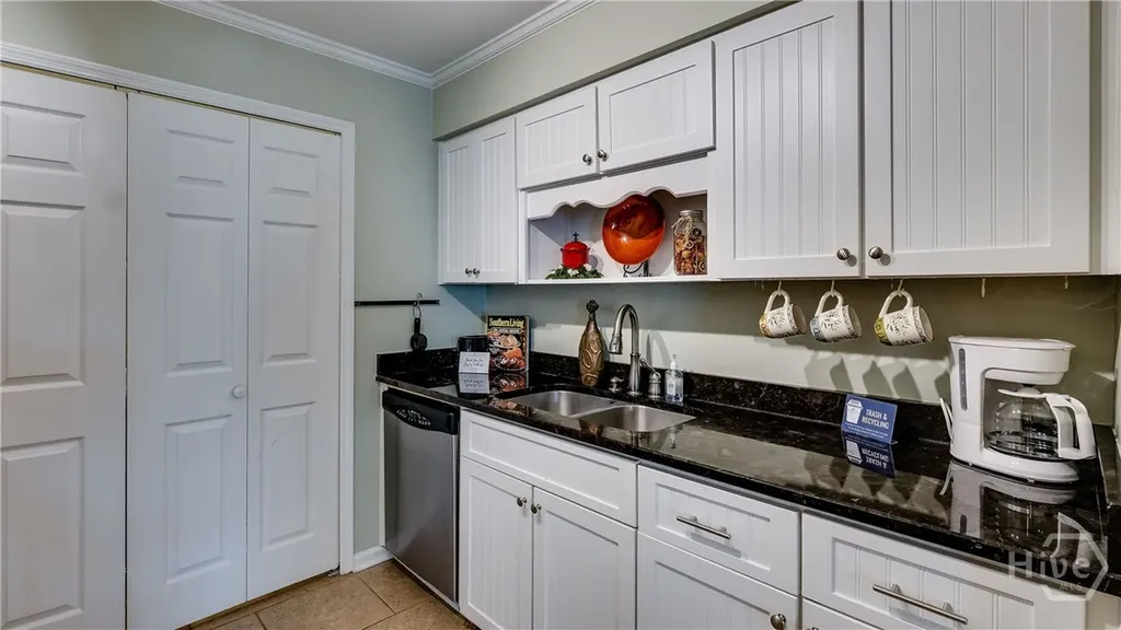4 Rivermist Lane Savannah GA 31410