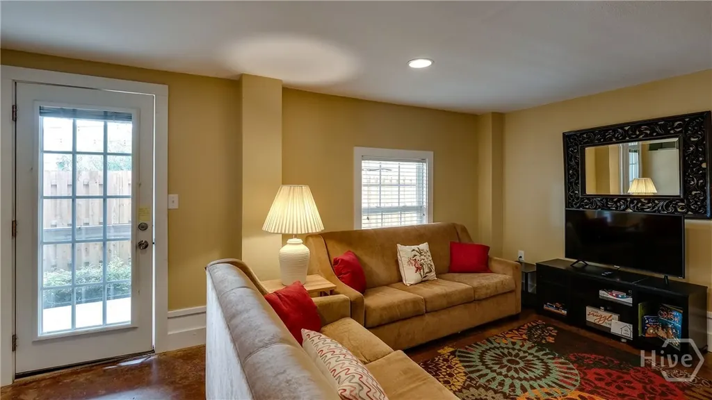 4 Rivermist Lane Savannah GA 31410
