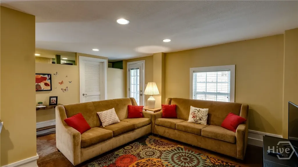 4 Rivermist Lane Savannah GA 31410