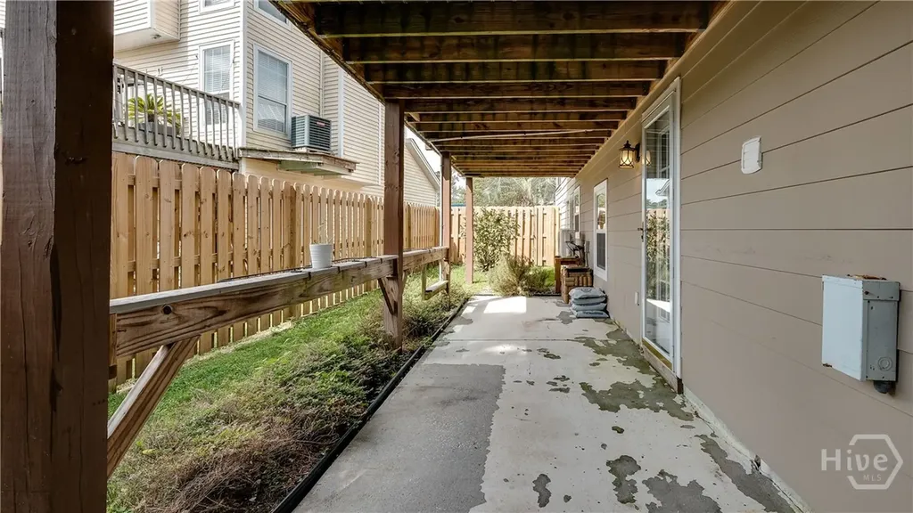 4 Rivermist Lane Savannah GA 31410