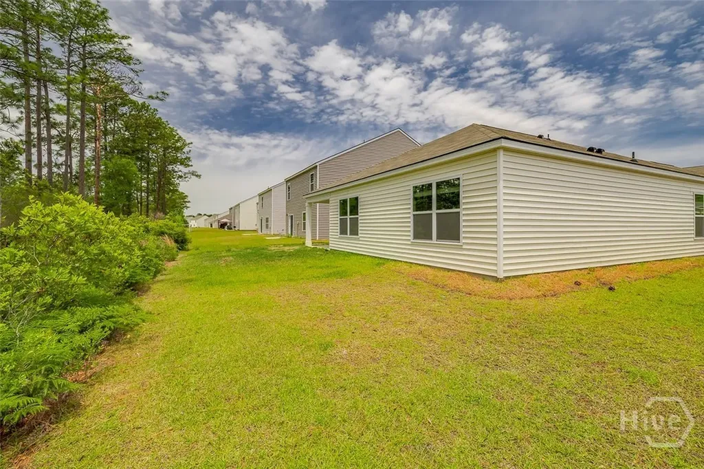 445 Coconut Drive Bloomingdale GA 31302