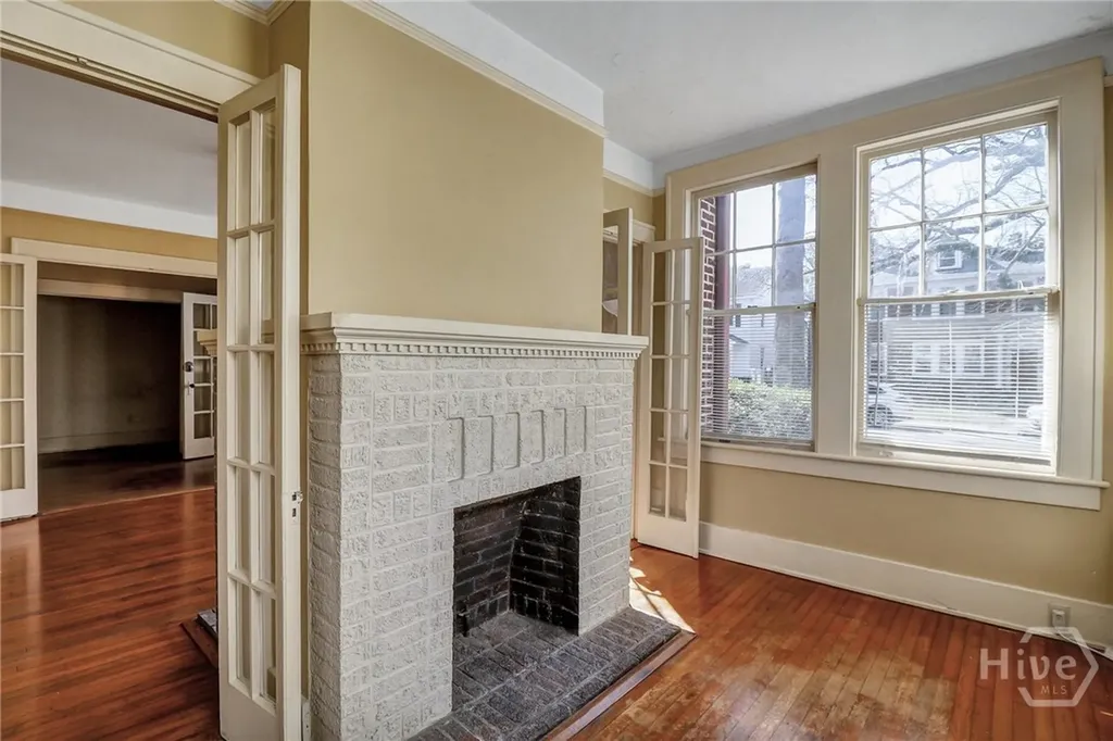 210 E 48th Street Savannah GA 31405