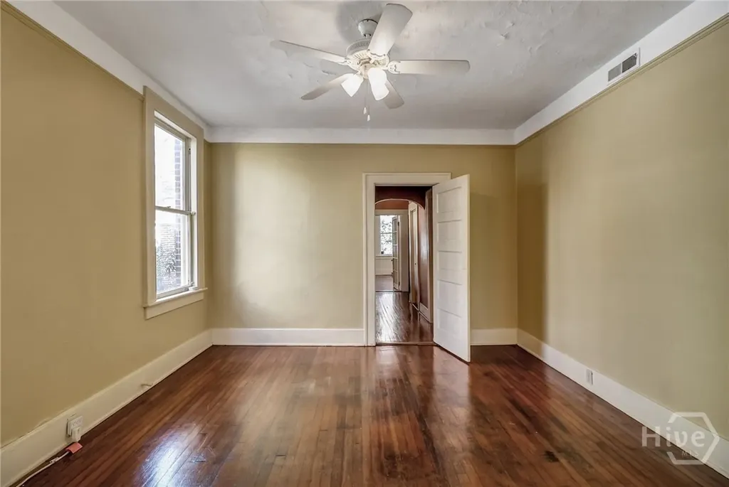 210 E 48th Street Savannah GA 31405