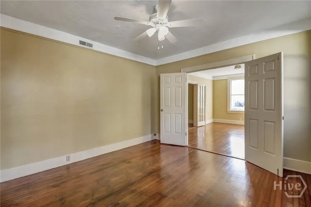 210 E 48th Street Savannah GA 31405