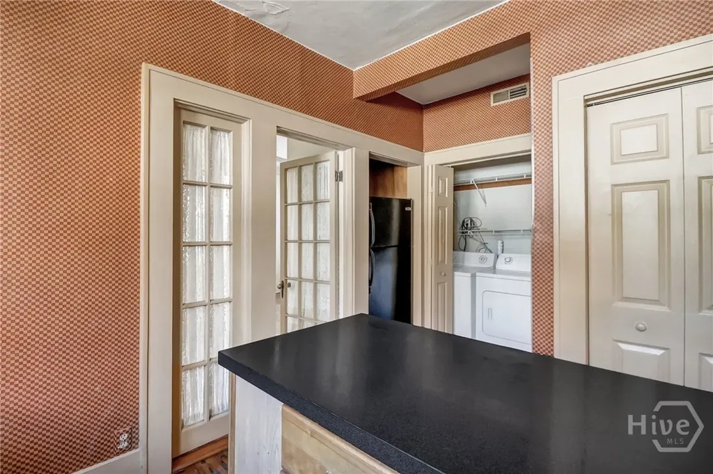 210 E 48th Street Savannah GA 31405