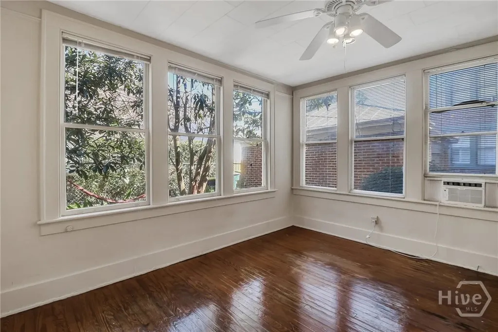 210 E 48th Street Savannah GA 31405