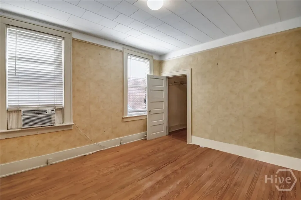 210 E 48th Street Savannah GA 31405