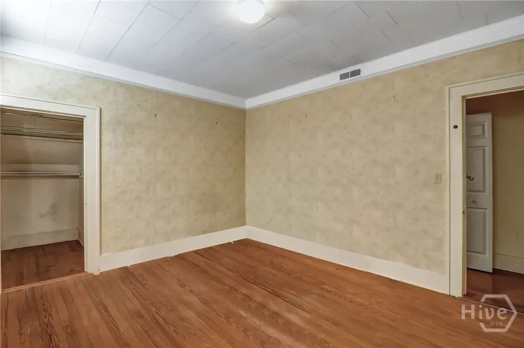 210 E 48th Street Savannah GA 31405