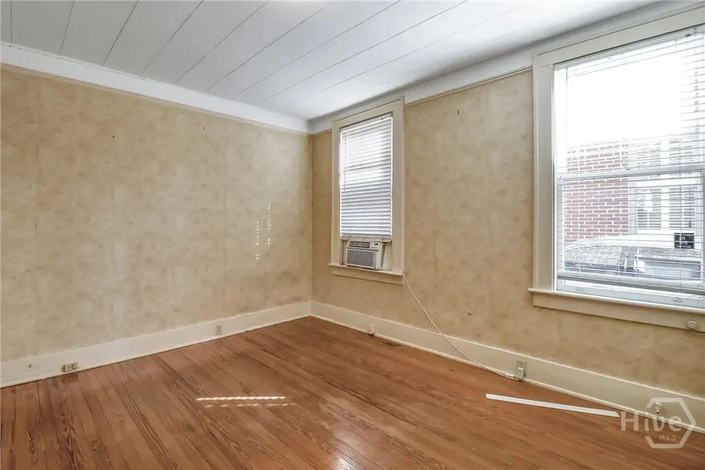 210 E 48th Street Savannah GA 31405