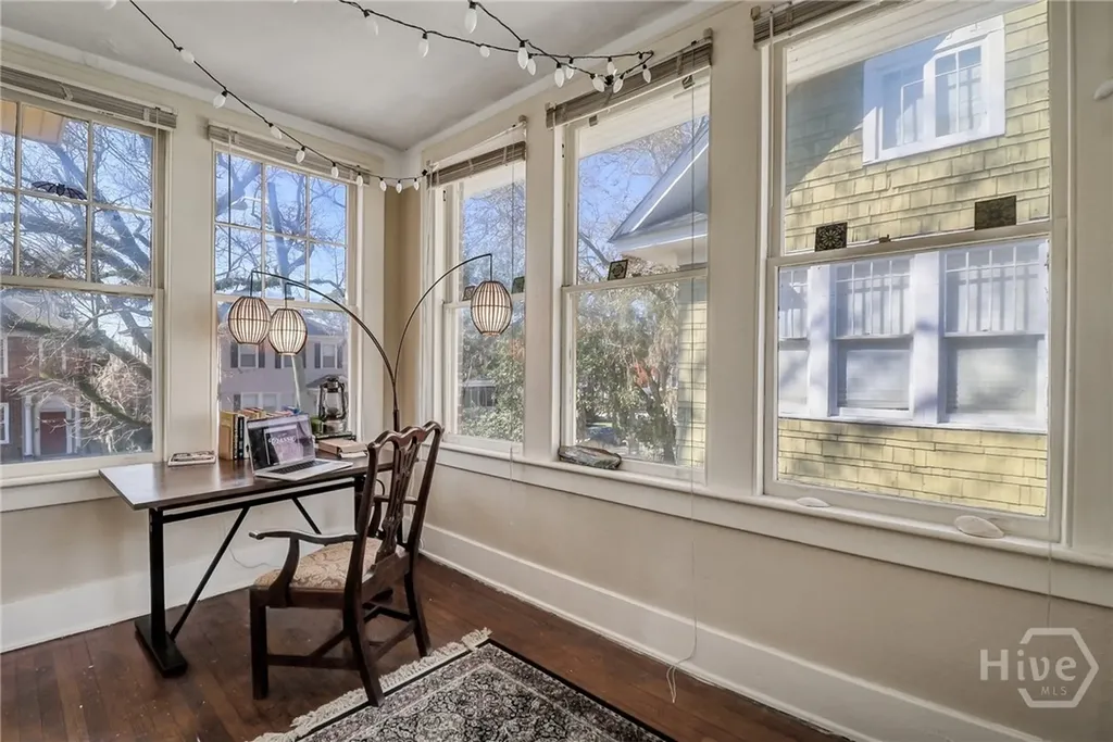 210 E 48th Street Savannah GA 31405