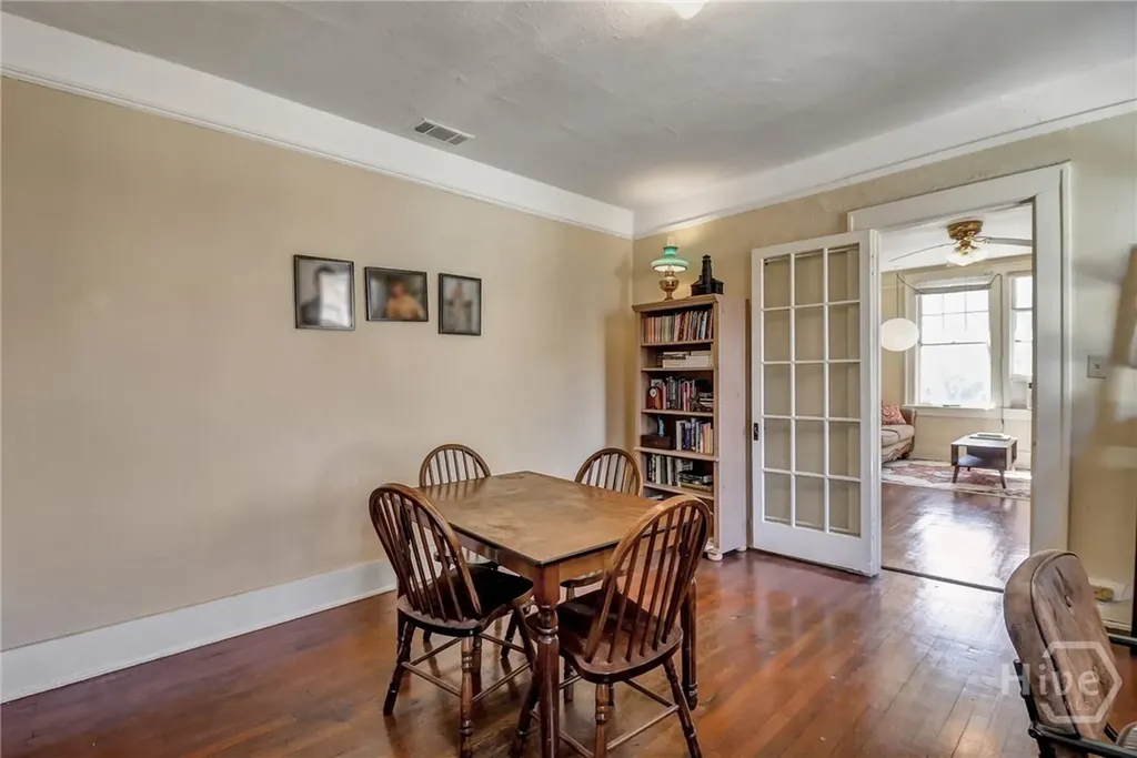 210 E 48th Street Savannah GA 31405