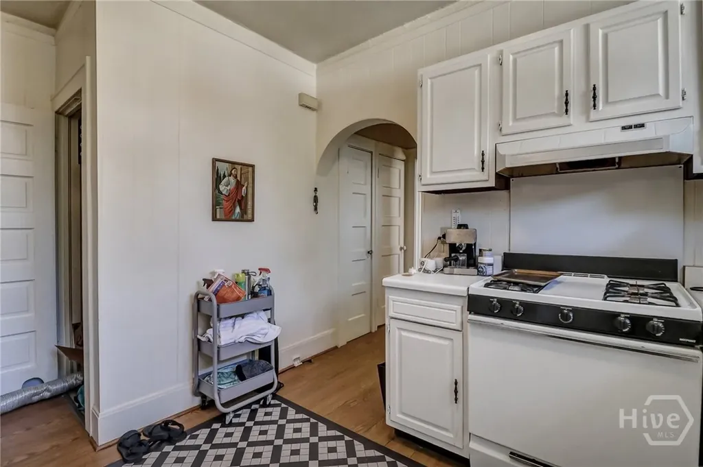 210 E 48th Street Savannah GA 31405
