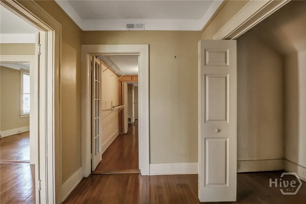 210 E 48th Street Savannah GA 31405