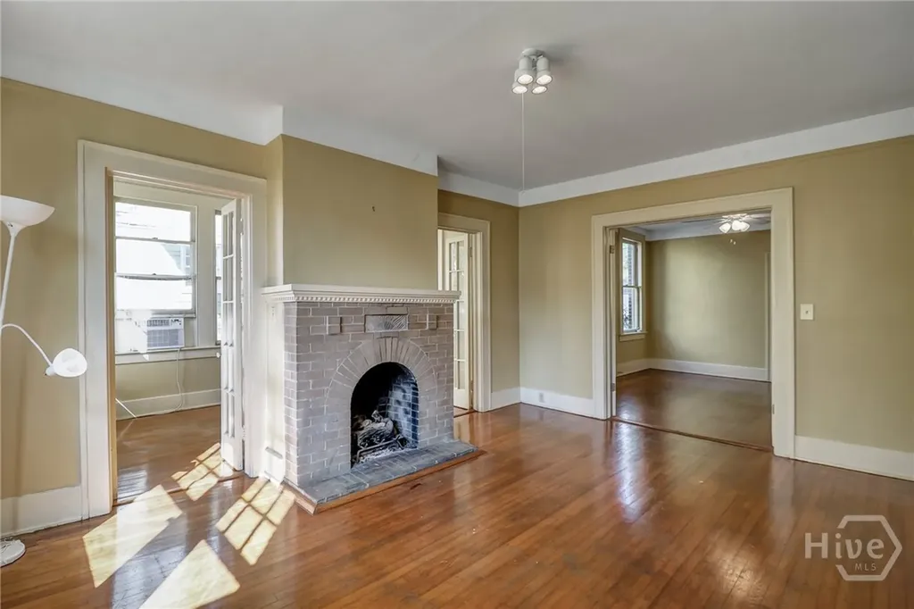 210 E 48th Street Savannah GA 31405