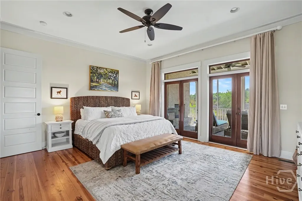8 Caretakers Lane Savannah GA 31404