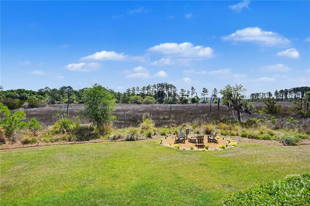 8 Caretakers Lane Savannah GA 31404