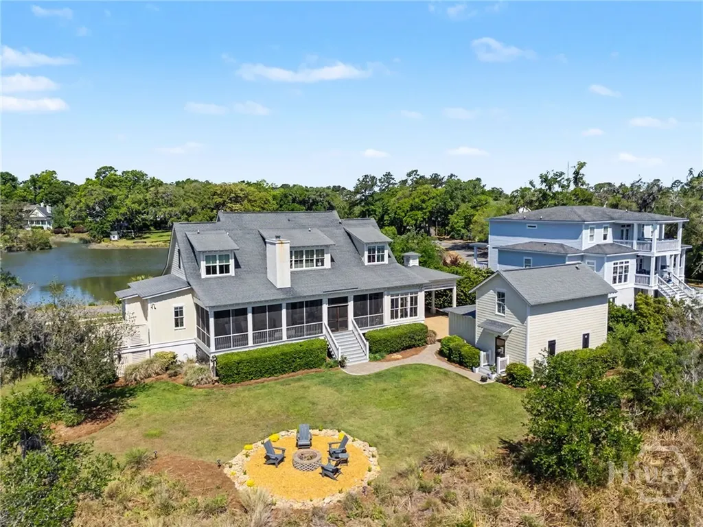 8 Caretakers Lane Savannah GA 31404