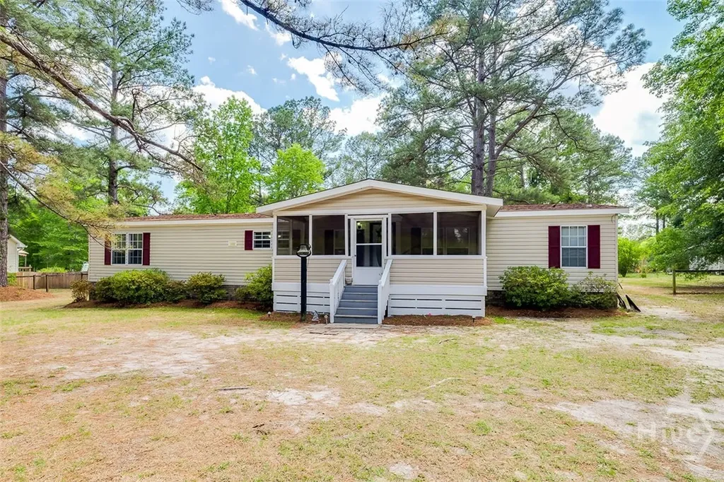 189 King Boulevard Clyo GA 31303