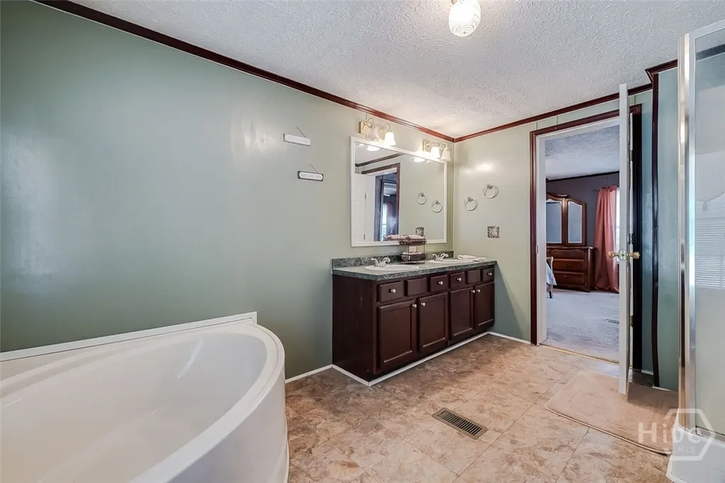 189 King Boulevard Clyo GA 31303