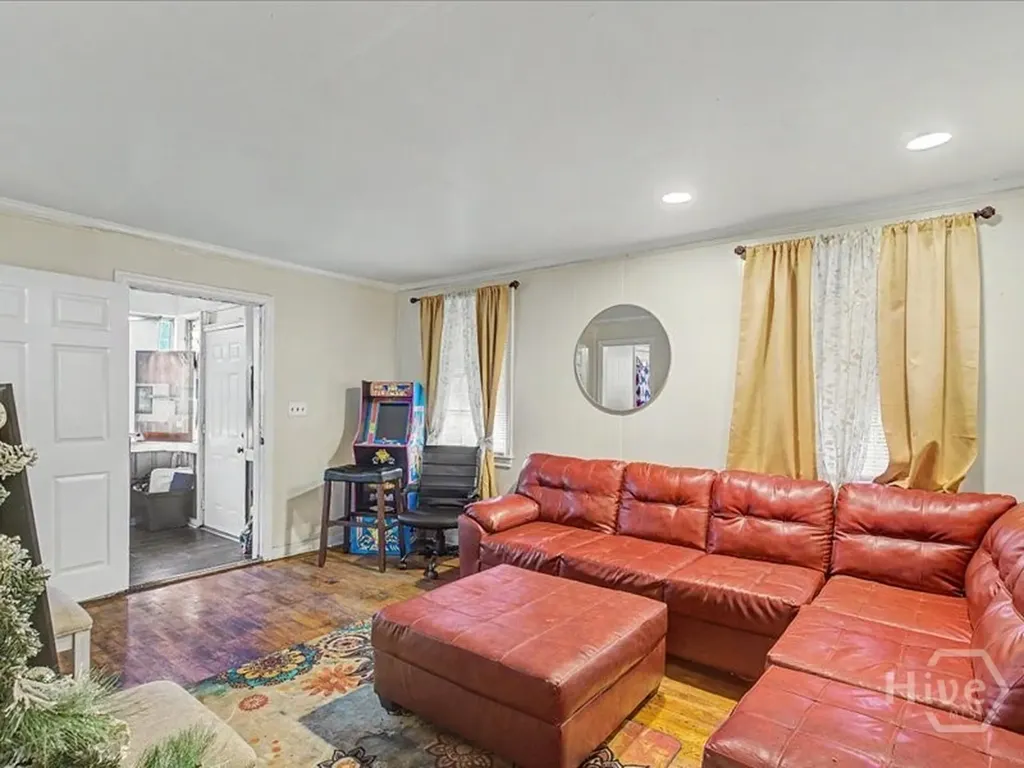 1912 Capital Street Savannah GA 31404