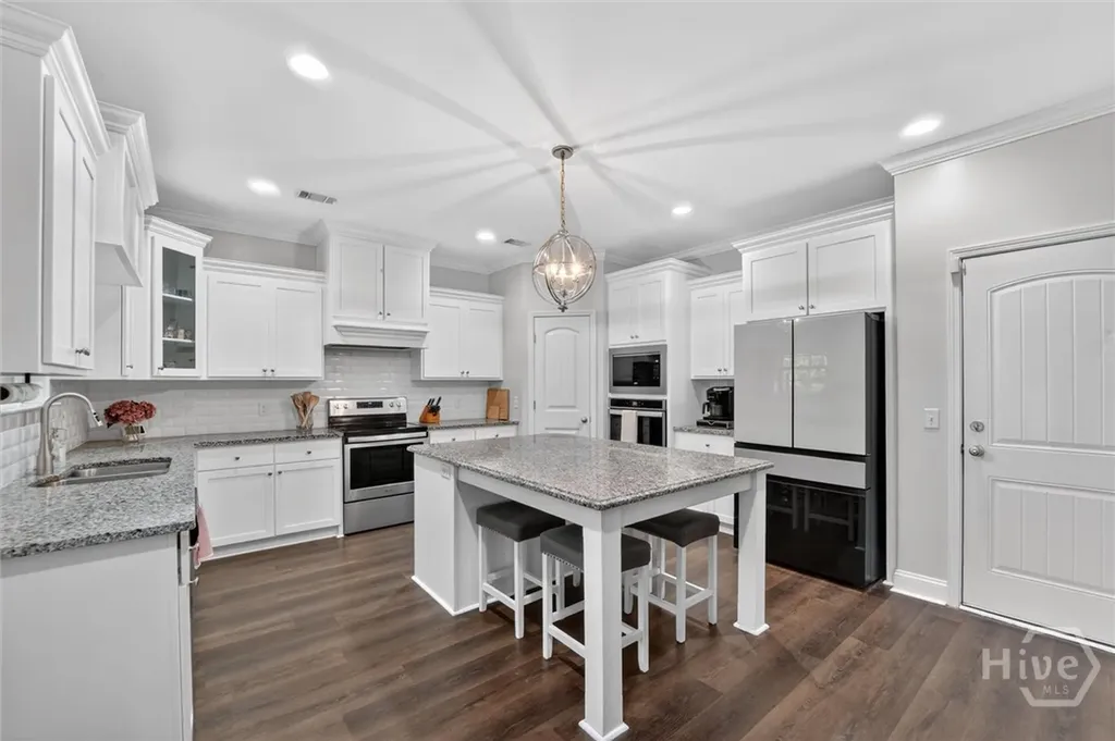 445 Timberland Circle Richmond Hill GA 31324