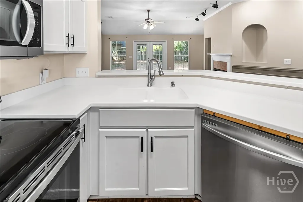 53 Blue Lake Street Richmond Hill GA 31324