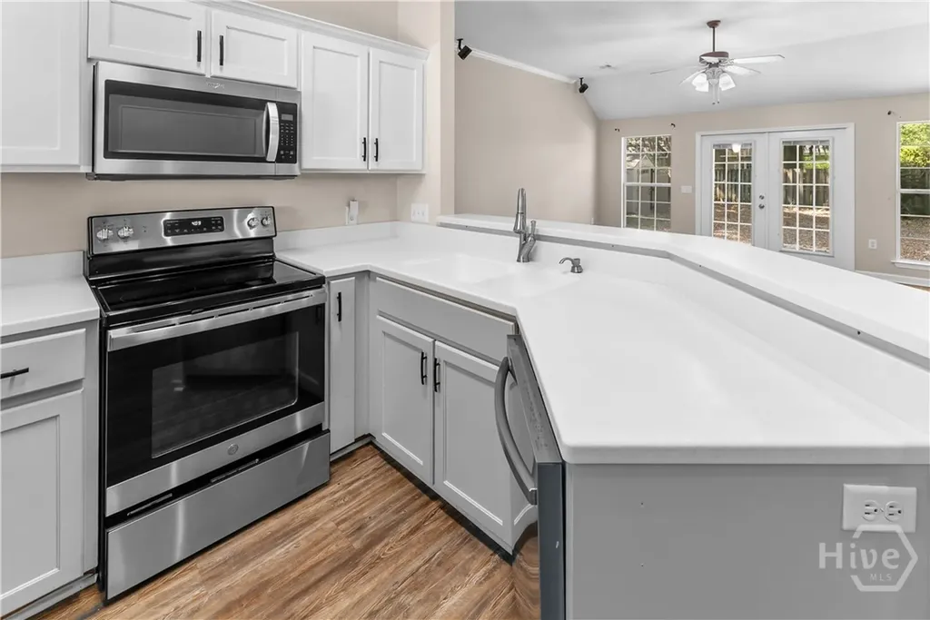 53 Blue Lake Street Richmond Hill GA 31324