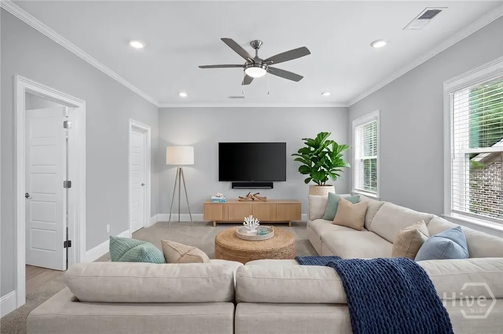 122 Hope Lane Savannah GA 31406