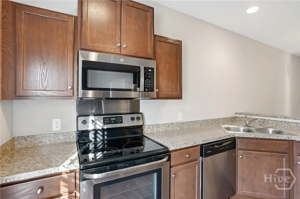 401 Old Ivy Square Pooler GA 31322