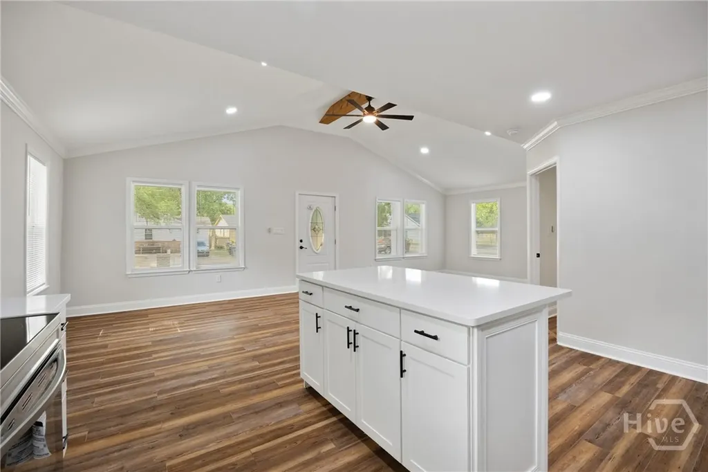 2010 Palmetto Avenue Savannah GA 31405
