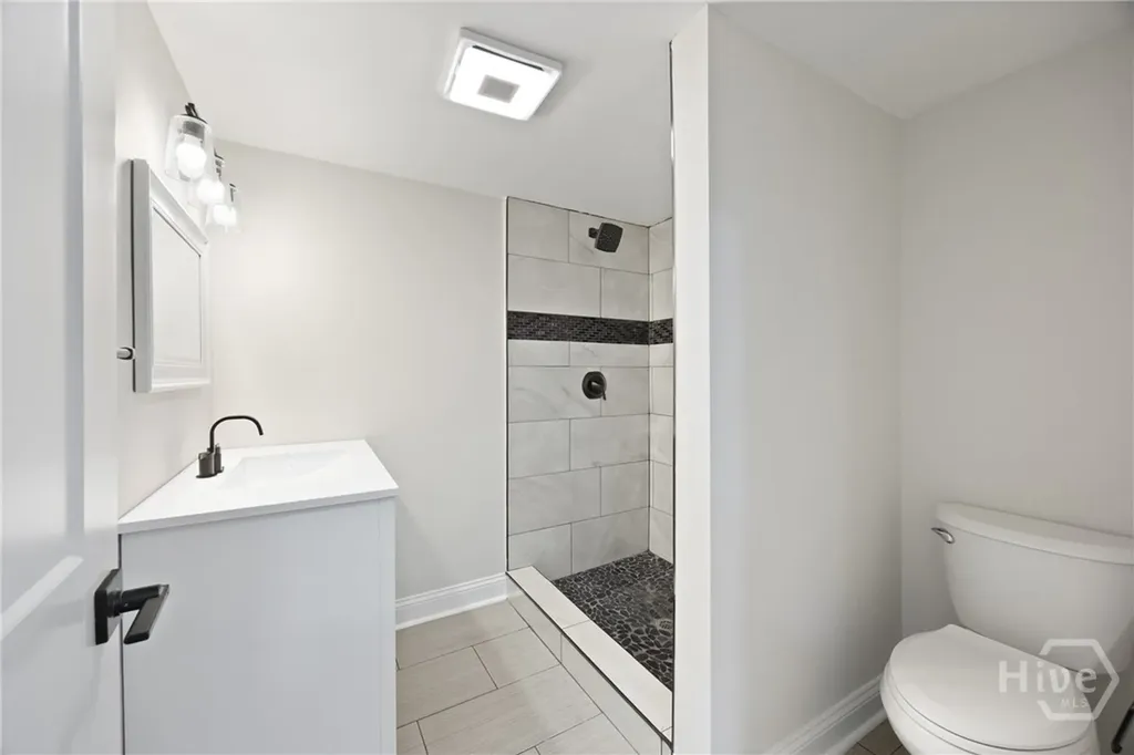 2010 Palmetto Avenue Savannah GA 31405