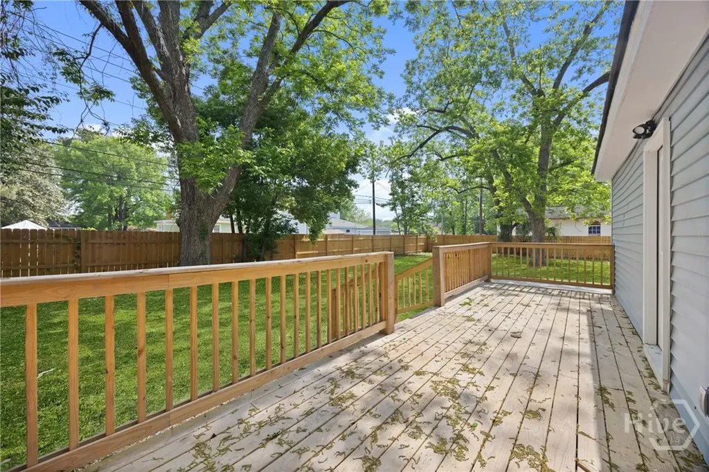 2010 Palmetto Avenue Savannah GA 31405