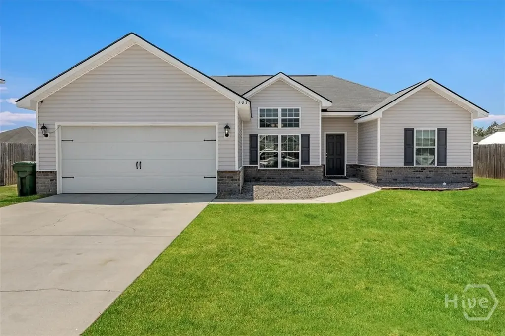 703 Burke Drive Hinesville GA 31313