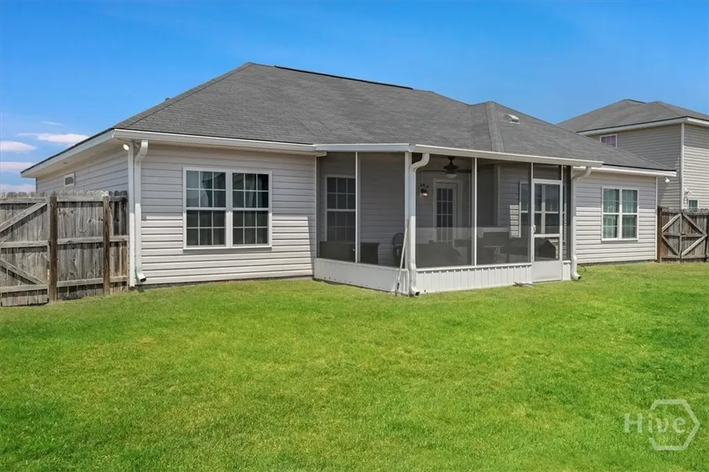 703 Burke Drive Hinesville GA 31313