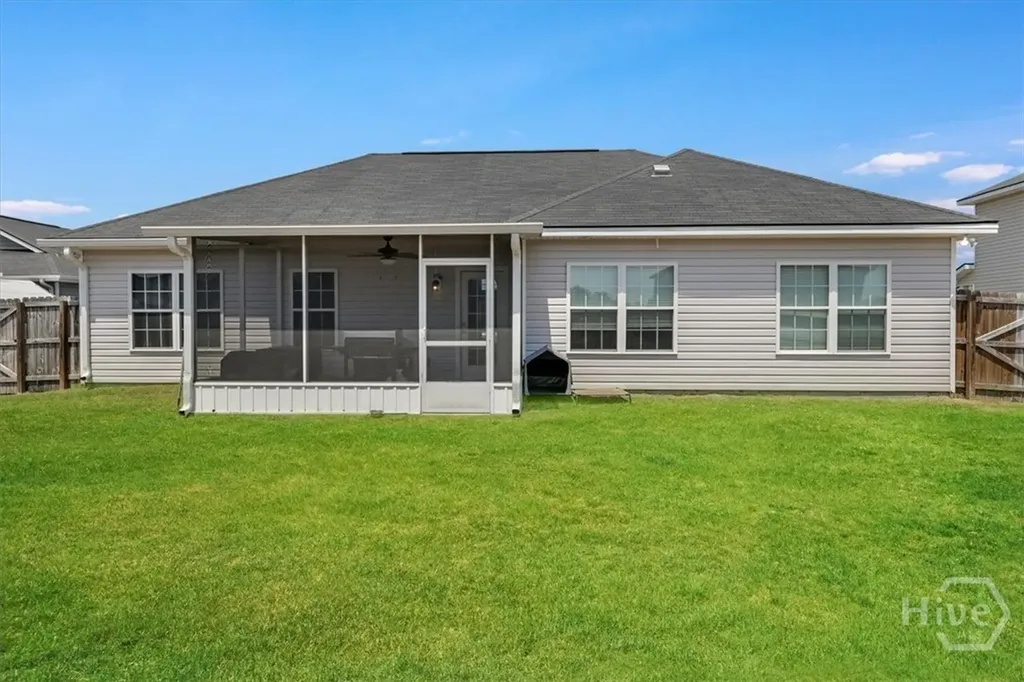 703 Burke Drive Hinesville GA 31313