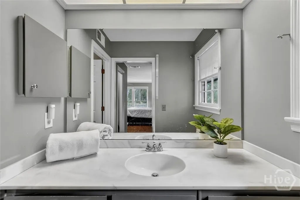 105 Mercer Road Savannah GA 31411