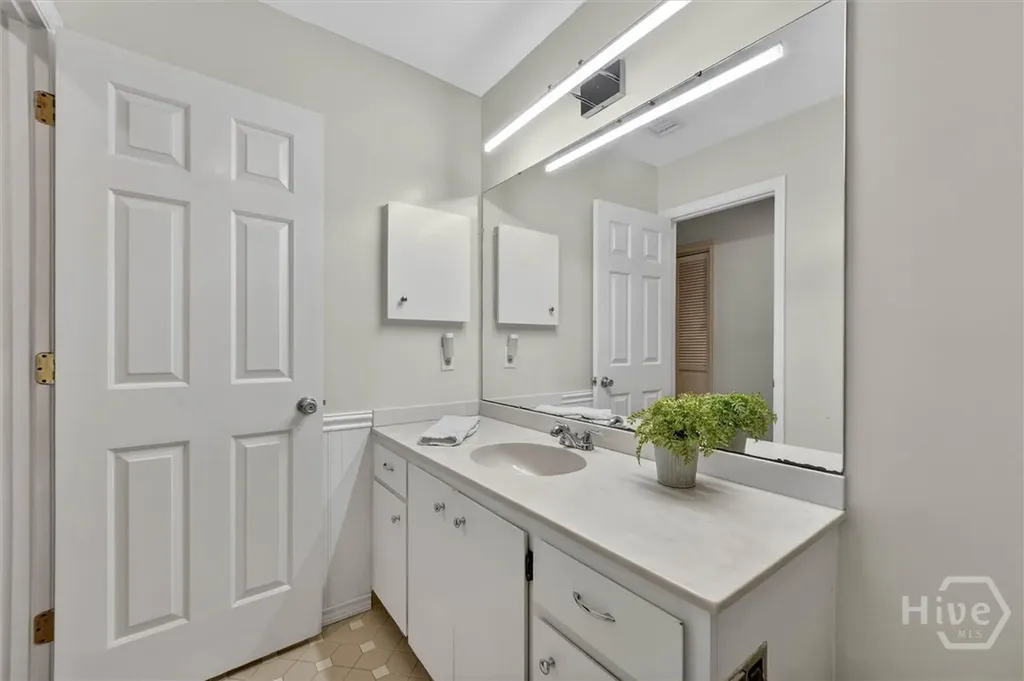 105 Mercer Road Savannah GA 31411