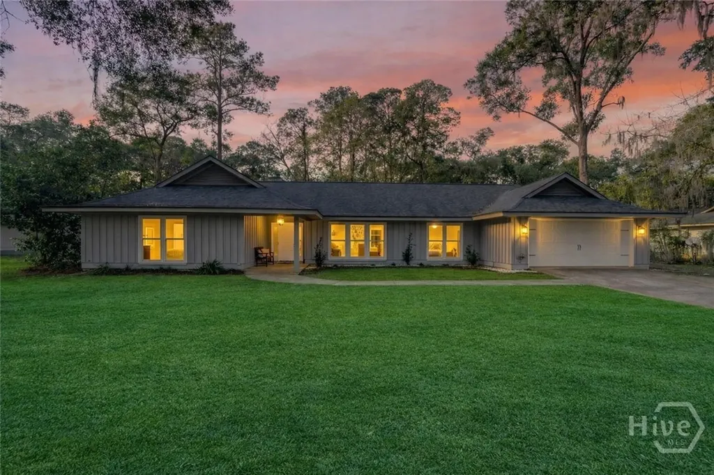 105 Mercer Road Savannah GA 31411