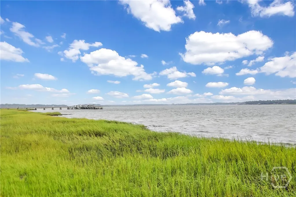 105 Mercer Road Savannah GA 31411