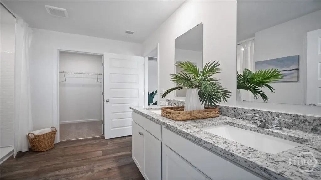 1082 Bergamot Road Bloomingdale GA 31302