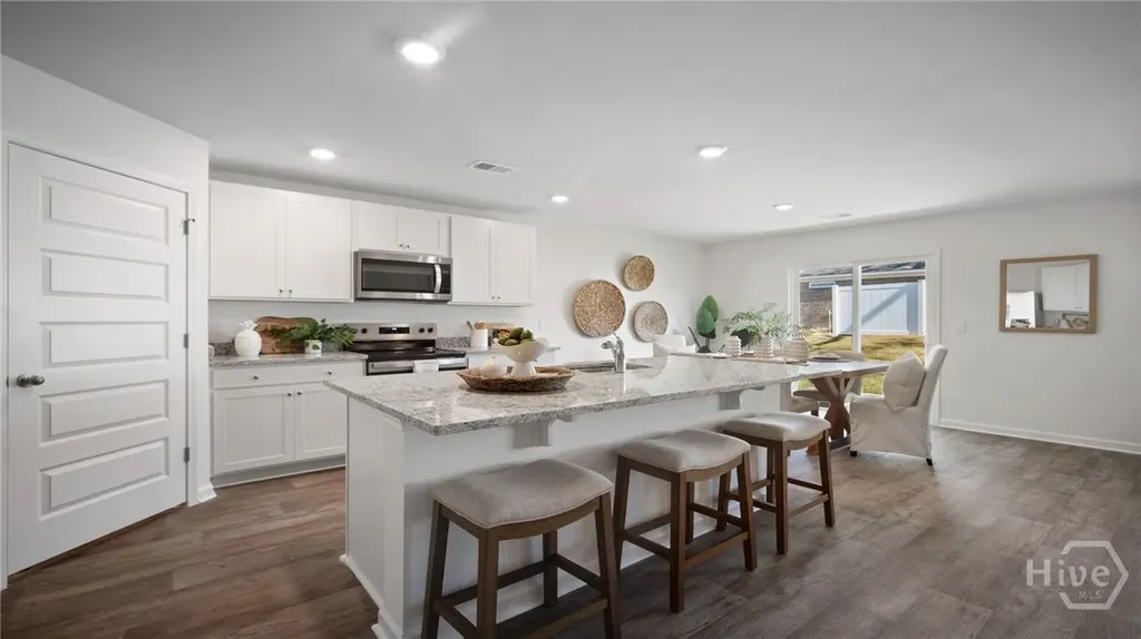 1082 Bergamot Road Bloomingdale GA 31302