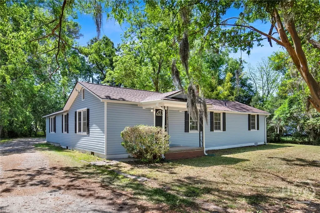 17 Russell Avenue Savannah GA 31408