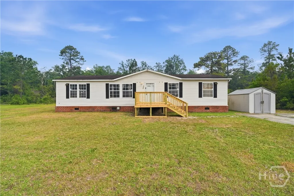 135 Tupelo Loop NE Ludowici GA 31316