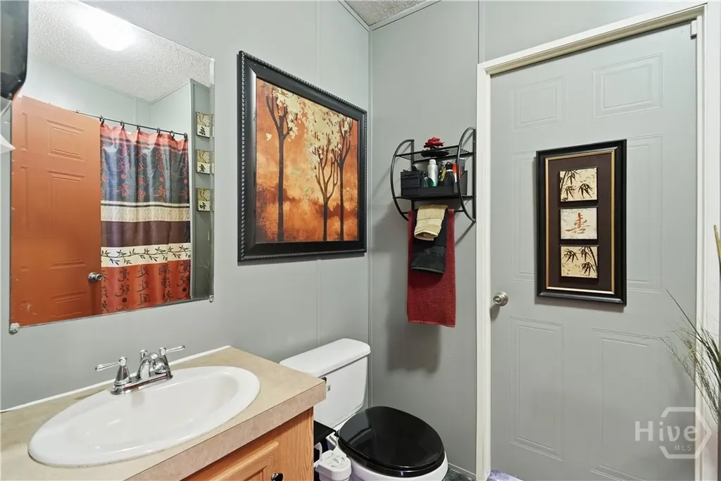 135 Tupelo Loop NE Ludowici GA 31316