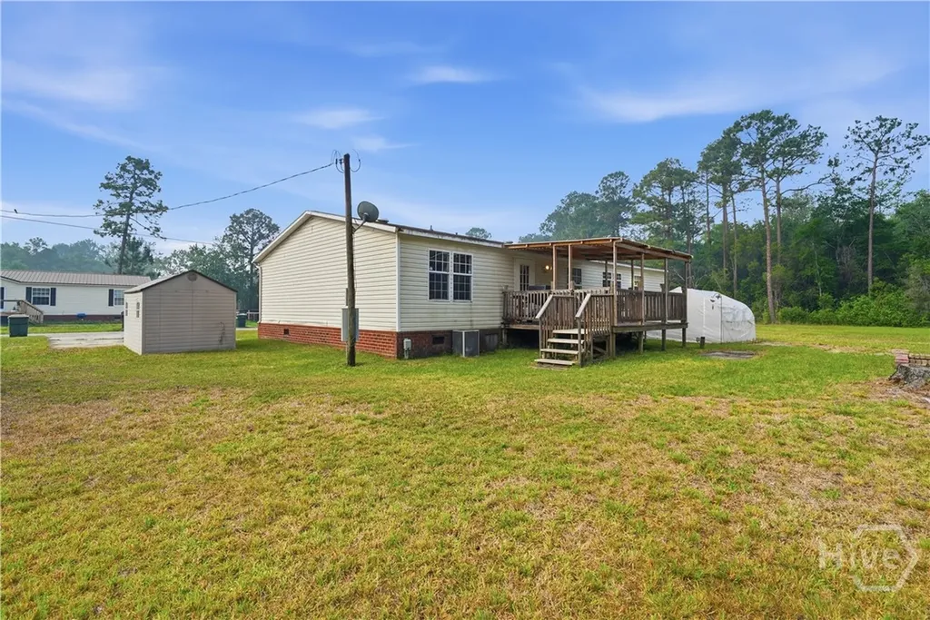 135 Tupelo Loop NE Ludowici GA 31316