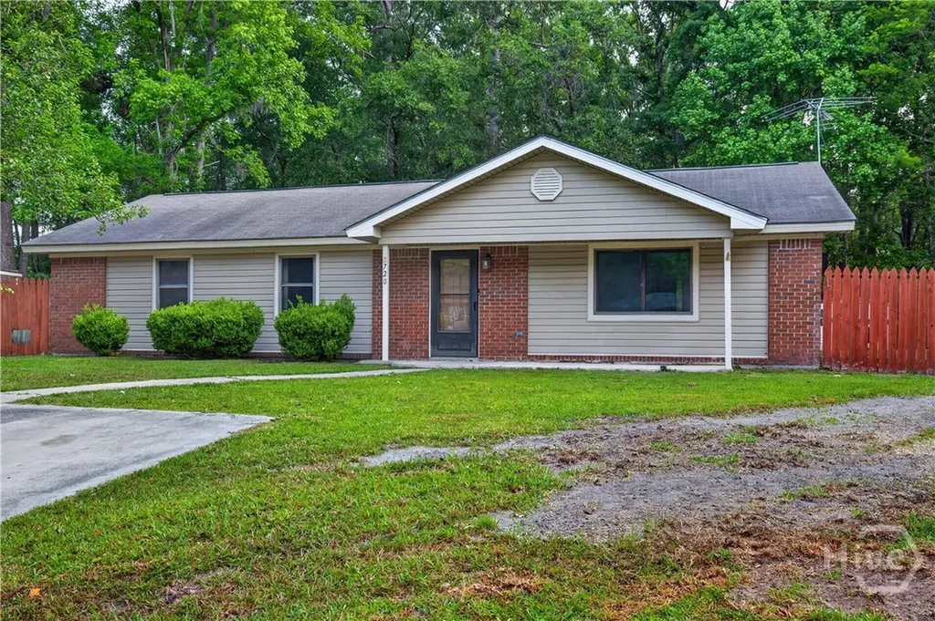 720 Thornwood Way Hinesville GA 31313