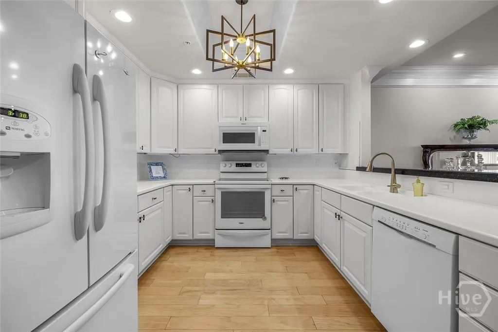 2902 River Drive Savannah GA 31404