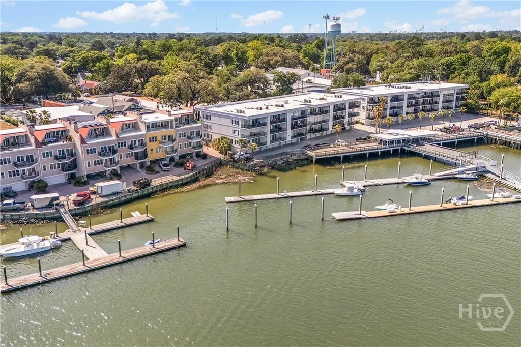 2902 River Drive Savannah GA 31404