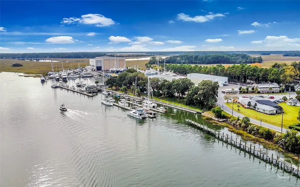 2902 River Drive Savannah GA 31404