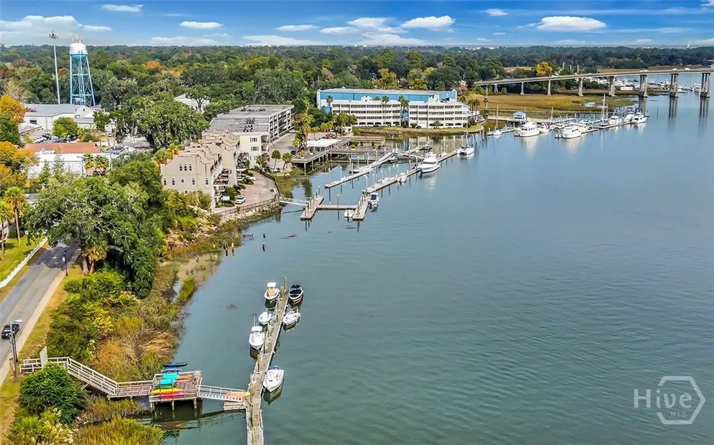 2902 River Drive Savannah GA 31404